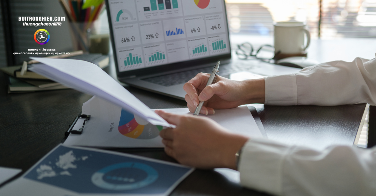 set quản trị viên vào page